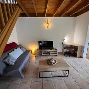 Au Calme Avec Jacuzzi, Le Boursoie Villa